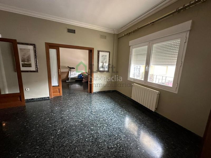 Foto cddf493d-a867-4d53-8534-789b2fc58376. Flat with parking in Santa Marina Badajoz