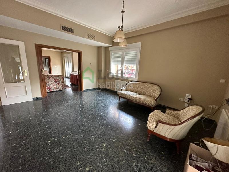 Foto d011e0a3-1d05-4b89-bb45-cf32db7be06d. Flat with parking in Santa Marina Badajoz