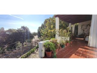 Xalet  N/a. Chalet con piscina privada en los montitos