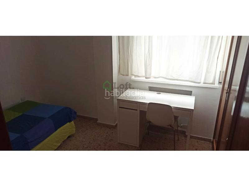 Foto 43324fb1-f7dc-44f3-b5b0-e8f71f0d9770. Alquiler piso  amueblado para estudiantes en el centro en Badajoz