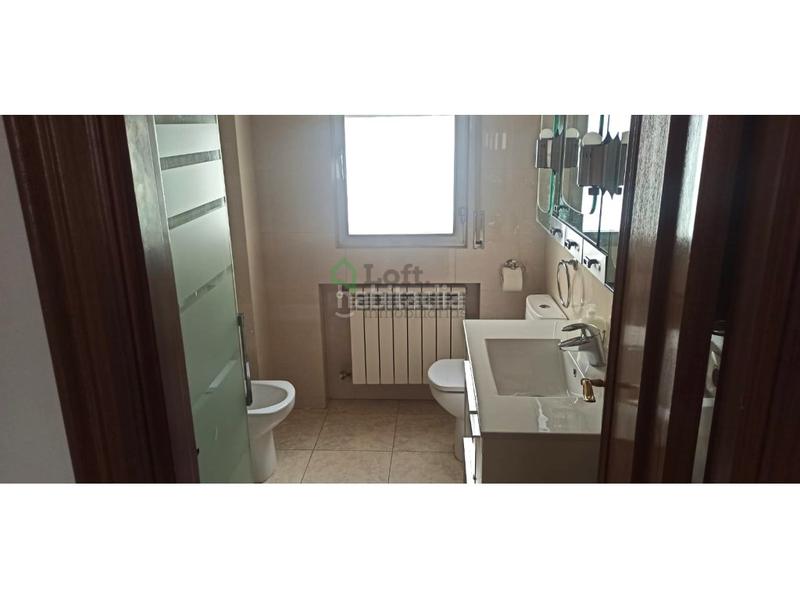 Foto d8ac8b4f-1c71-4a4d-95b2-5a9605791dbc. Alquiler piso  amueblado para estudiantes en el centro en Badajoz