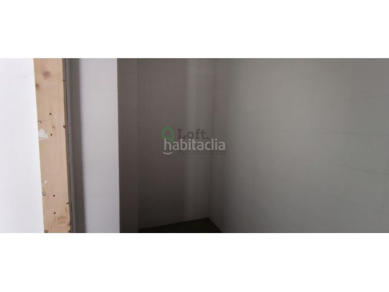 Foto 583ef9fb-a2e0-4ee7-81d6-de8060e17b92. Miete geschäftsraum in San Roque - Ronda Norte Badajoz