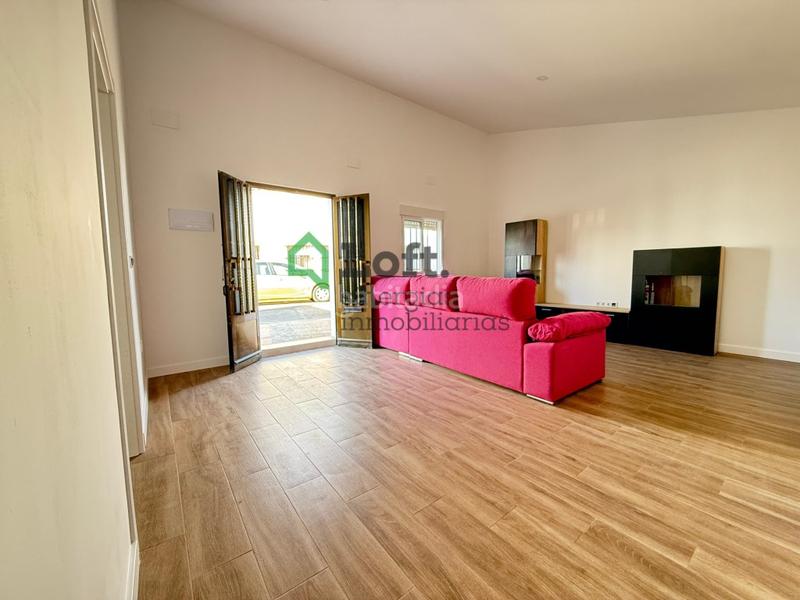 Foto 058f7334-761b-404a-814b-5bedaf7a4f49. Haus mit parking in pedanías de Badajoz Badajoz