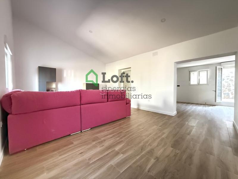 Foto 0598f628-bcb8-4aba-a4c1-1b37333c840f. Haus mit parking in pedanías de Badajoz Badajoz