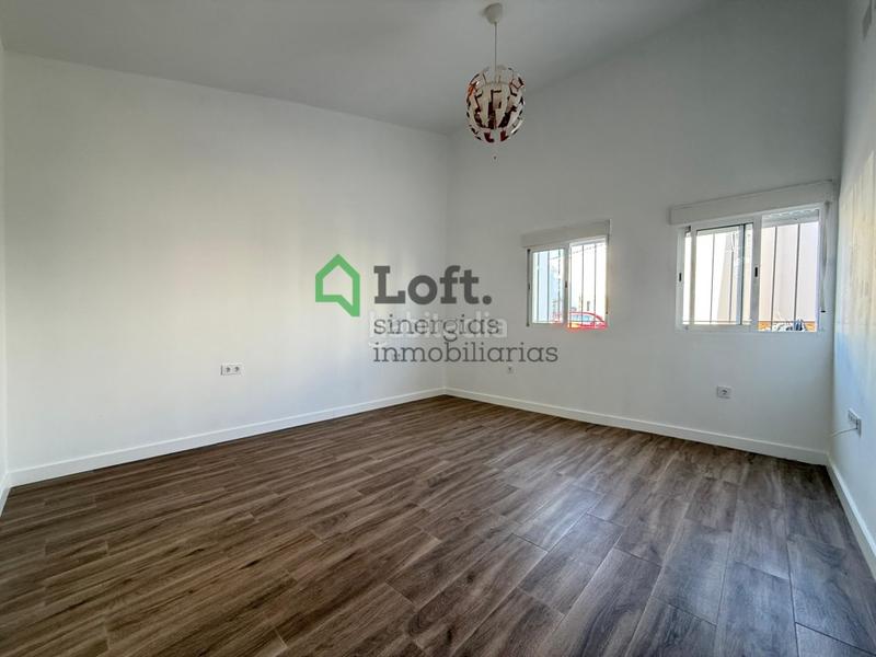 Foto 4bb6fe63-1b8e-4219-9fab-2a03bc98ce35. Haus mit parking in pedanías de Badajoz Badajoz