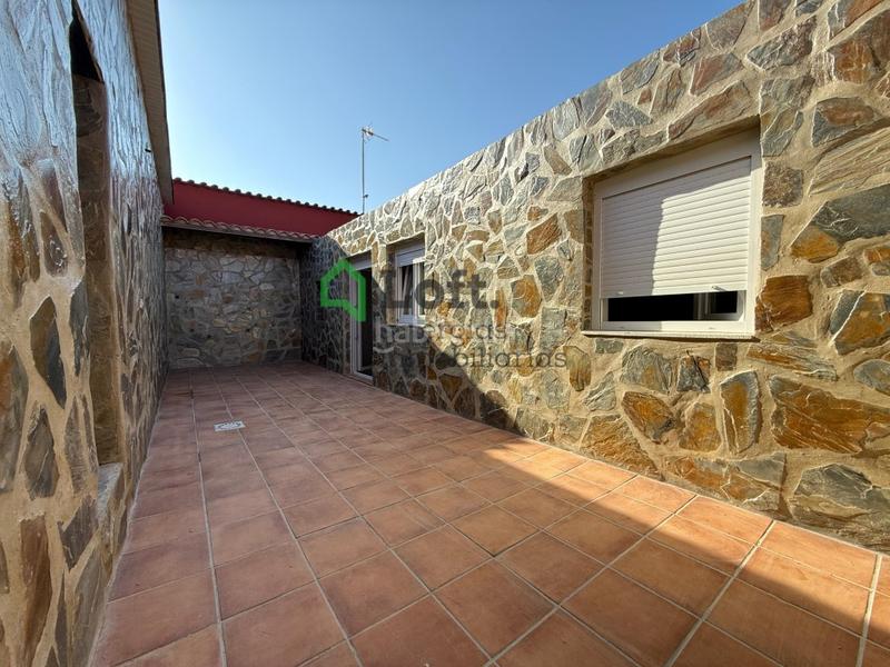 Foto 50e94552-86f9-467d-99a8-ae00d6379ff5. Haus mit parking in pedanías de Badajoz Badajoz
