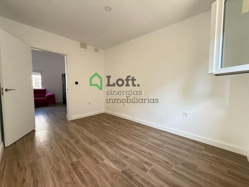 Foto 8a381e59-3f8b-4957-bd69-fab0bd2c4605. Haus mit parking in pedanías de Badajoz Badajoz