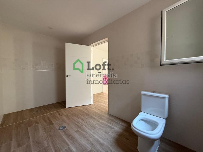 Foto 8b6d936e-f618-4a0d-b18a-f39eaa3a26a7. Haus mit parking in pedanías de Badajoz Badajoz