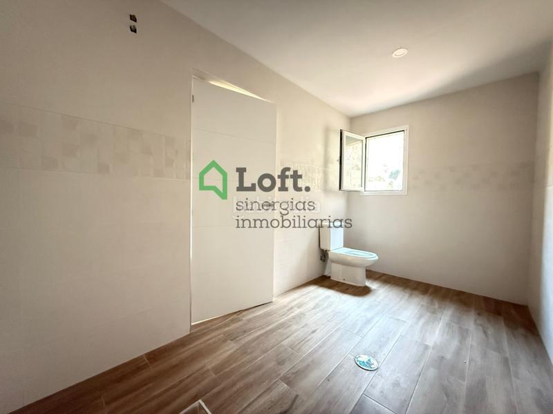 Foto a4d3c1ae-dba5-4b4b-97ea-13d064d0ab2b. Haus mit parking in pedanías de Badajoz Badajoz