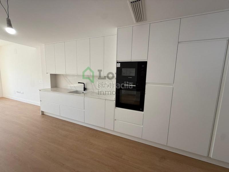 Foto 168ef1d9-61ae-4152-b09a-0c488297ec36. Appartamento con riscaldamento parcheggio in Casco Antiguo Badajoz