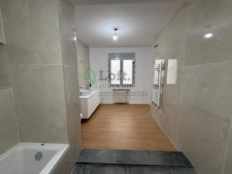 Foto 8cceea0f-bab5-445b-80e7-0d2e66335601. Appartamento con riscaldamento parcheggio in Casco Antiguo Badajoz