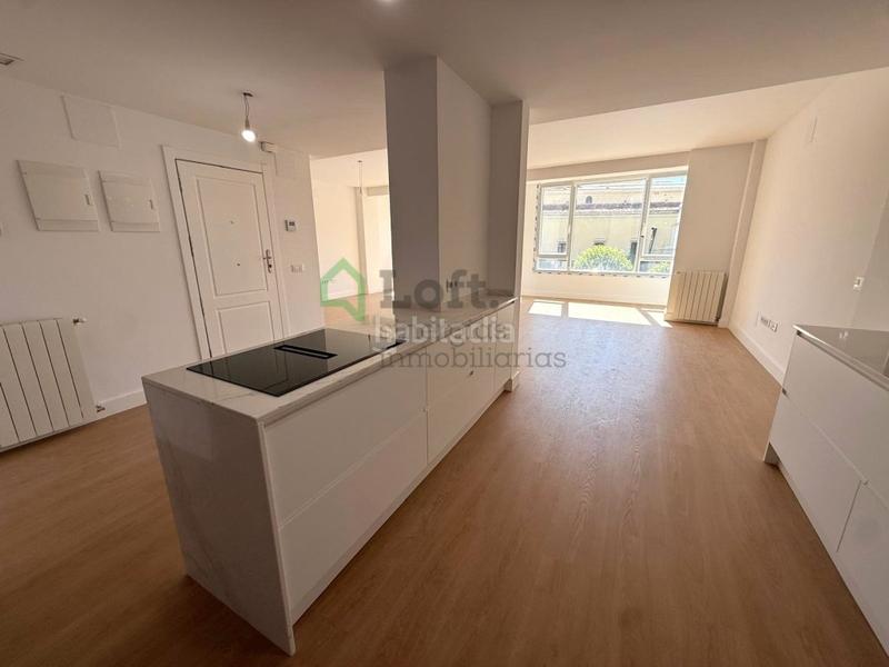 Foto db40b025-50e3-4559-b2bb-e93332f03b3d. Appartamento con riscaldamento parcheggio in Casco Antiguo Badajoz