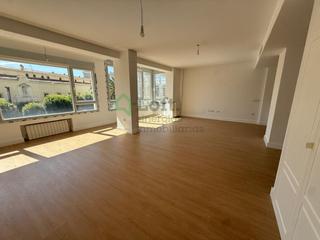Piso en Casco Antiguo. Oportunidad gran piso nuevo a estrenar en plaza minayo centro