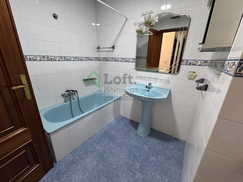 Foto 2375a12d-8cd8-4bdd-90d8-ce50af4ef795. Appartement avec chauffage dans Casco Antiguo Badajoz