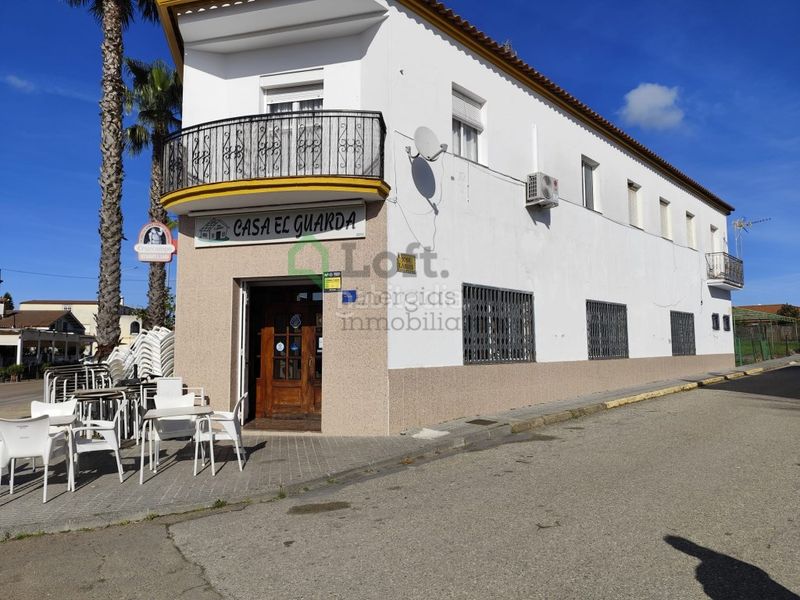 Foto 3cb631d0-a66f-4207-bac4-fd0b1e133f5d. Local comercial a Barcarrota