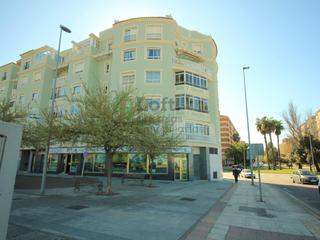 Pis  N/a. Piso de 4 dormitorios con plaza de garaje en valdepasillas