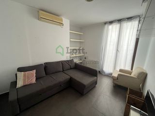 Location Appartement à Casco Antiguo. Apartamento amueblado en el centro histórico, junto a la plaza d
