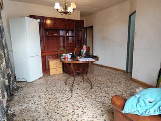 Casa  N/a. Casa para reformar en las 800