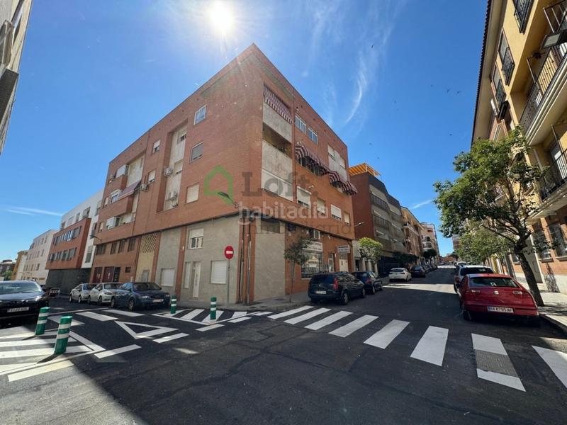 Foto 1410ea48-ac5d-413b-9e2c-07e8fd012520. Àtic amb calefacció aparcament a Pardaleras Badajoz