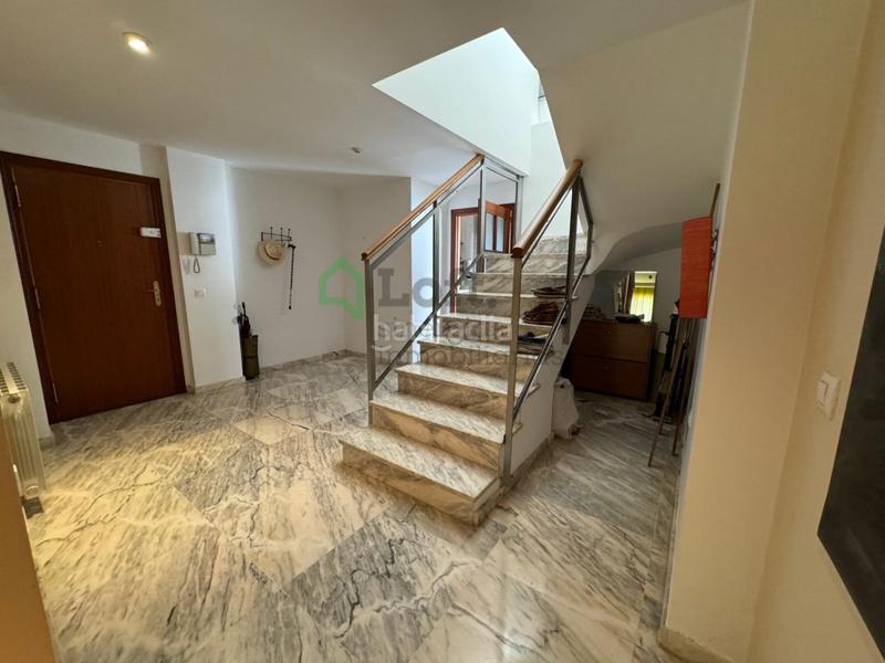 Foto 182687c8-83a6-46f8-bcab-75b6eed31b05. Àtic amb calefacció aparcament a Pardaleras Badajoz