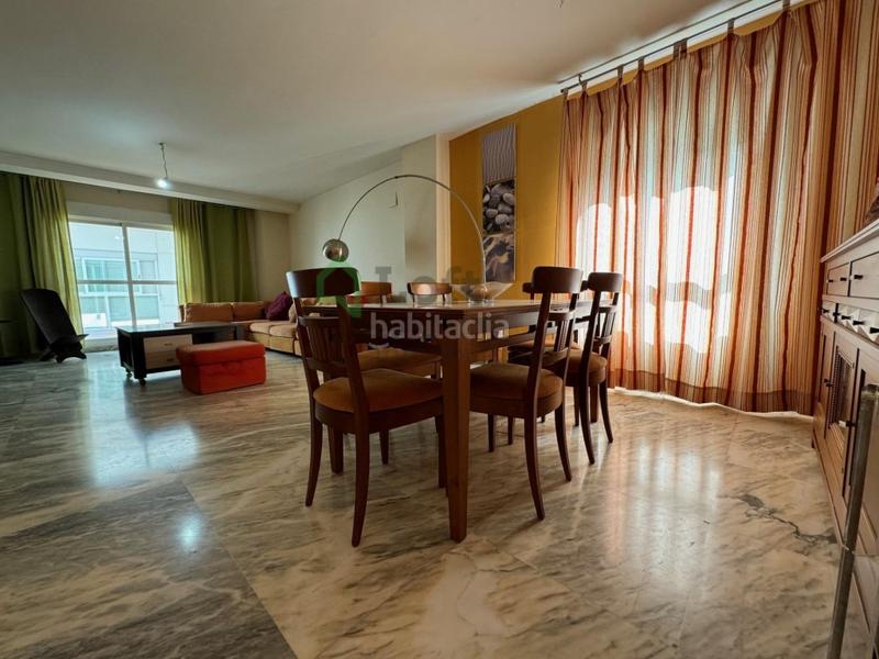 Foto 3534e297-7579-4a43-a28b-ae68558d2352. Àtic amb calefacció aparcament a Pardaleras Badajoz