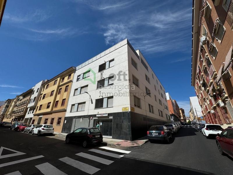 Foto 37252f31-02c7-49b5-baa6-b755f6ab7519. Àtic amb calefacció aparcament a Pardaleras Badajoz