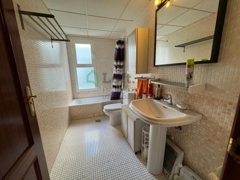 Foto 408fa9dd-42d9-43d2-ac54-e0e36b203629. Àtic amb calefacció aparcament a Pardaleras Badajoz