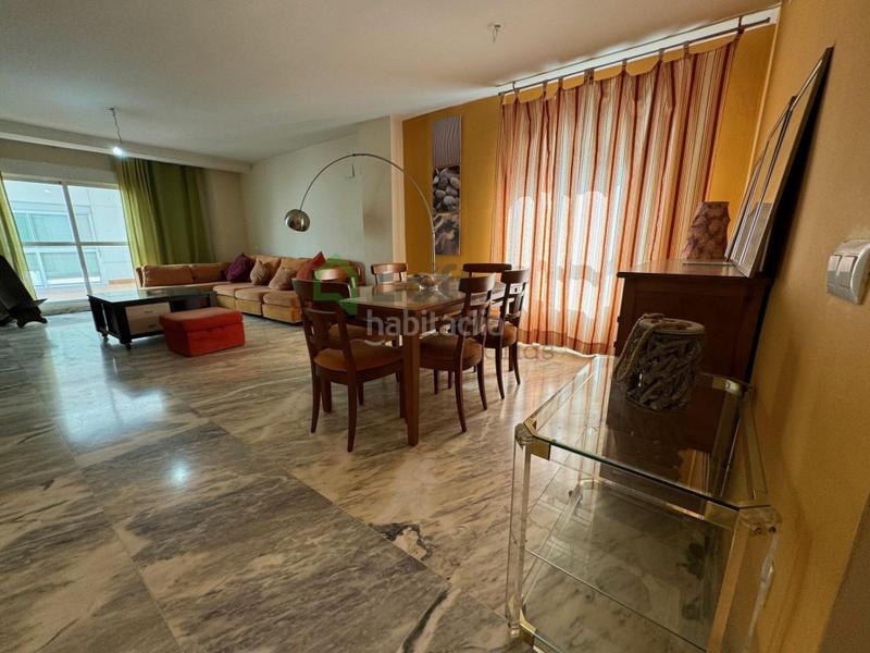 Foto 67062372-80a1-4d87-8128-87527af046f3. Àtic amb calefacció aparcament a Pardaleras Badajoz