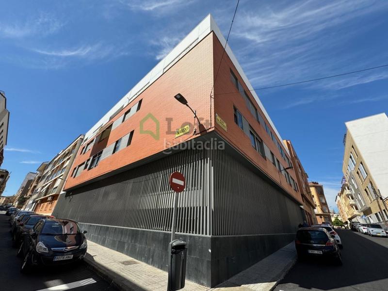 Foto 8cf2e275-22d8-44f7-a980-a26336b627ee. Àtic amb calefacció aparcament a Pardaleras Badajoz