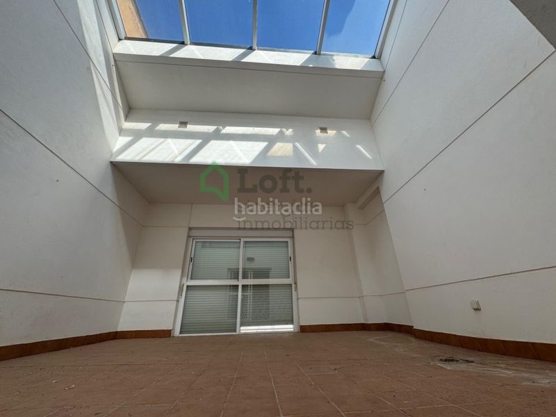 Foto a9485b14-2730-4b3f-aa2d-6c84c6dd5405. Àtic amb calefacció aparcament a Pardaleras Badajoz