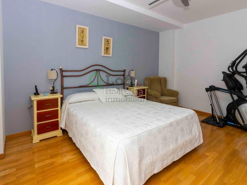 Foto 3843f146-cf3e-48f8-8851-ca0d7ce86c37. Piso  con garaje y trastero en el Casco Antiguo en Badajoz