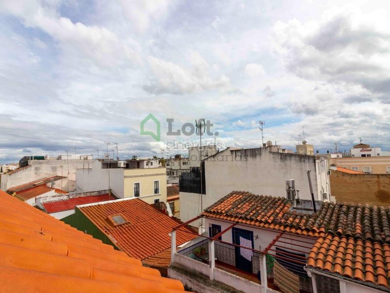 Foto 99e9148a-a977-484d-a6be-7c98970c48c5. Piso  con garaje y trastero en el Casco Antiguo en Badajoz