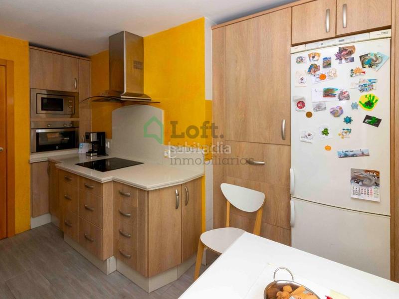 Foto d1514af4-f637-41bd-8801-3973a15f0573. Piso  con garaje y trastero en el Casco Antiguo en Badajoz