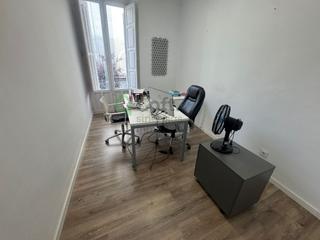 Lloguer Oficina a Casco Antiguo. Despacho en el centro de badajoz, junto al parque de san francis