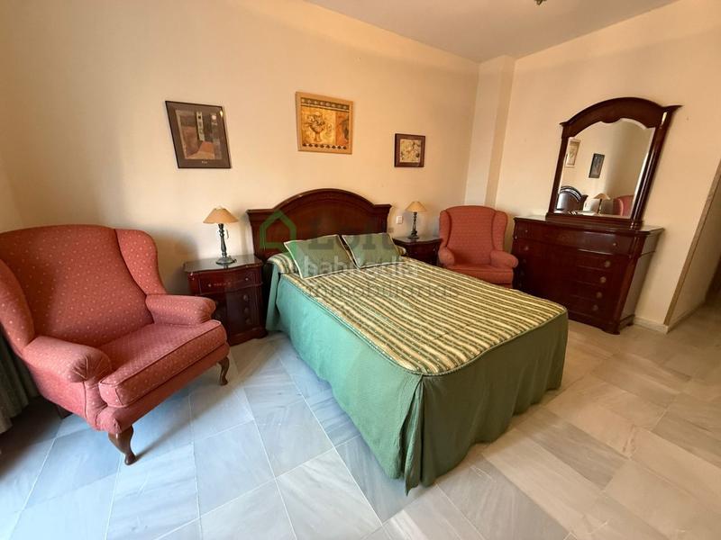Foto ec6d07c9-d575-4492-b69e-84a4c5e357e2. Affitto duplex con parcheggio in Pardaleras Badajoz