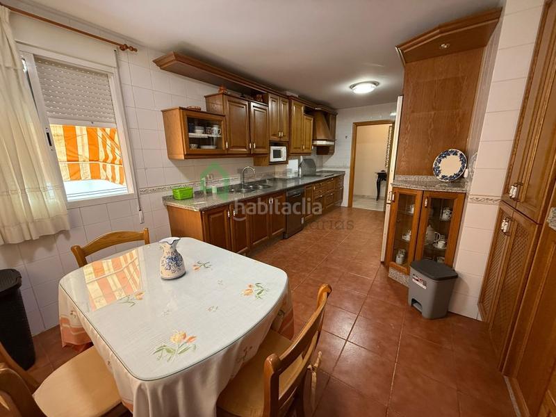 Foto 60df2931-e0fc-4695-8e8f-8418cd454f0f. Alquiler dúplex estupendo dúplex amueblado en Pardaleras en Badajoz