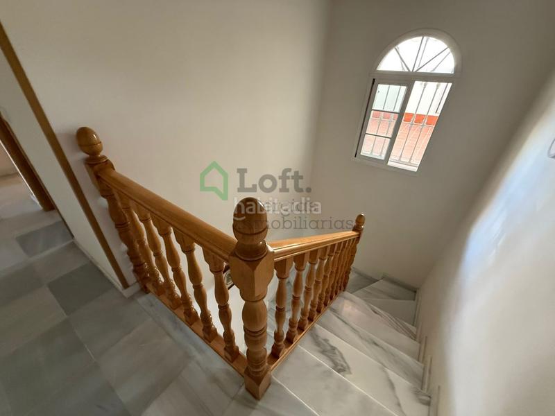 Foto f1545378-10a7-435d-b66d-83af9ee9a47d. Alquiler dúplex estupendo dúplex amueblado en Pardaleras en Badajoz