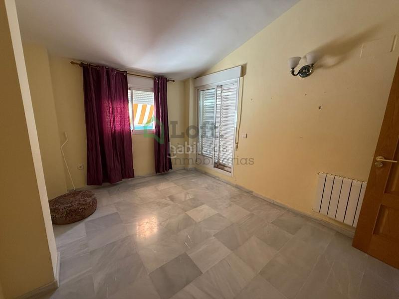 Foto 681b8cae-f108-48e2-81db-9be76775d9a3. Location duplex avec parking dans Pardaleras Badajoz