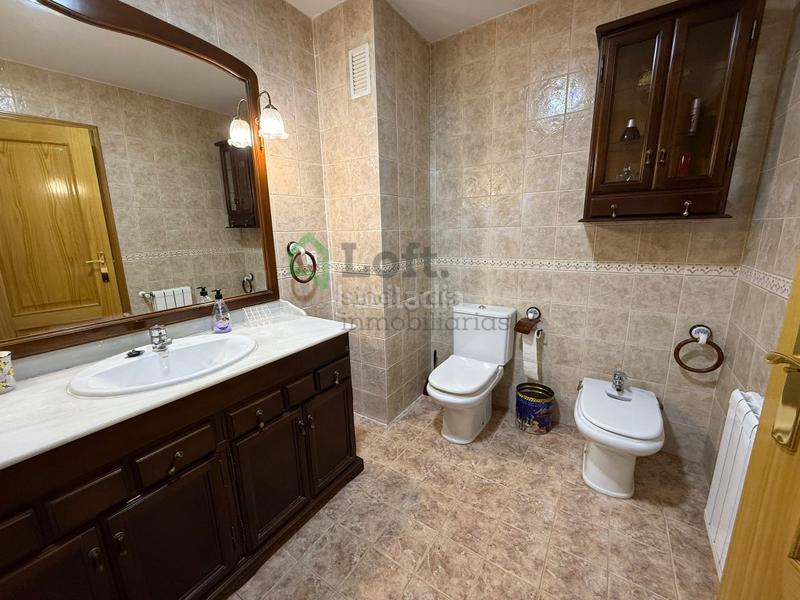 Foto b710b101-3a03-47be-9e59-9cce5ad5165e. Location duplex avec parking dans Pardaleras Badajoz
