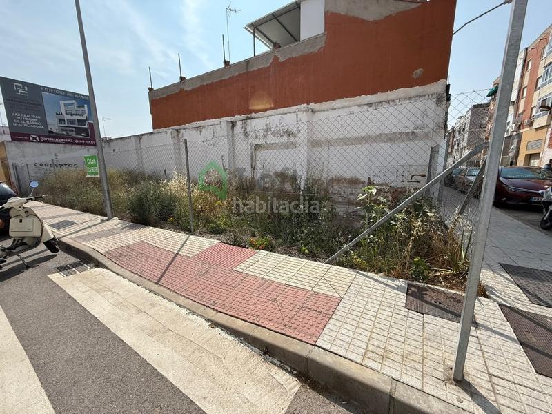 Foto 223b53a1-6e85-405c-88f4-1af567d66996. Terreny residencial a Maria Auxiliadora - Barriada de Llera Badajoz