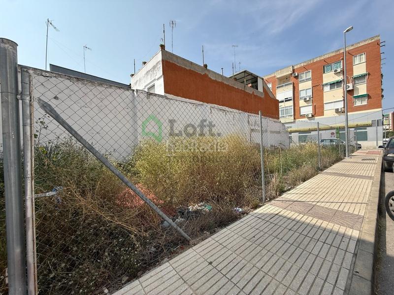 Foto 6a19011b-8111-4b0f-88b3-464caf688d88. Terreny residencial a Maria Auxiliadora - Barriada de Llera Badajoz