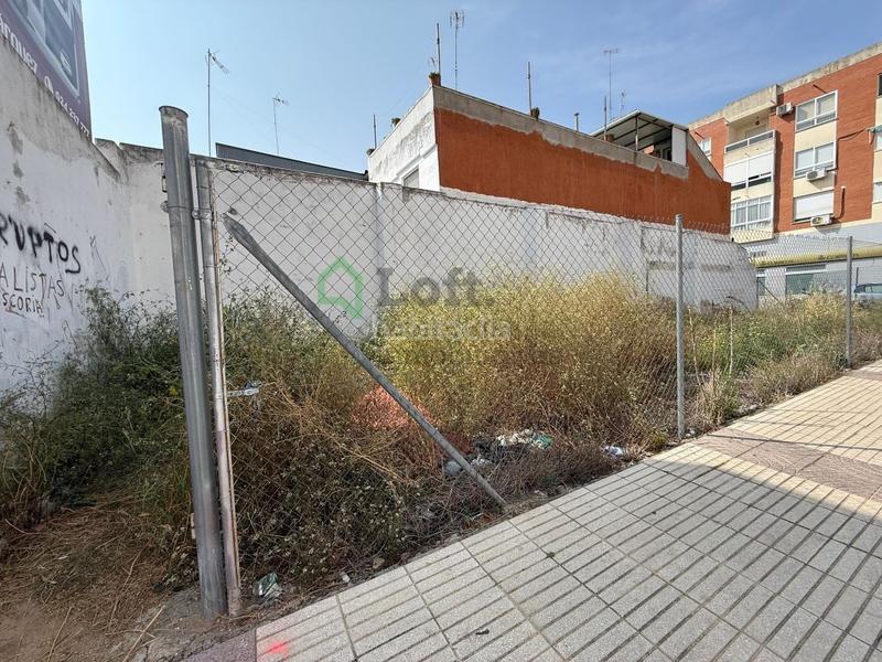 Foto b0d2b039-6a7d-47f7-b530-76fe7b3bcd73. Terreny residencial a Maria Auxiliadora - Barriada de Llera Badajoz