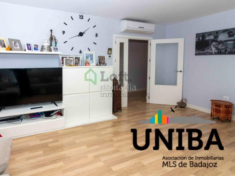 Foto 14bcdfcd-4f64-446d-84cd-ccf3939c1083. Appartamento con riscaldamento parcheggio in Avenida Elvas Badajoz