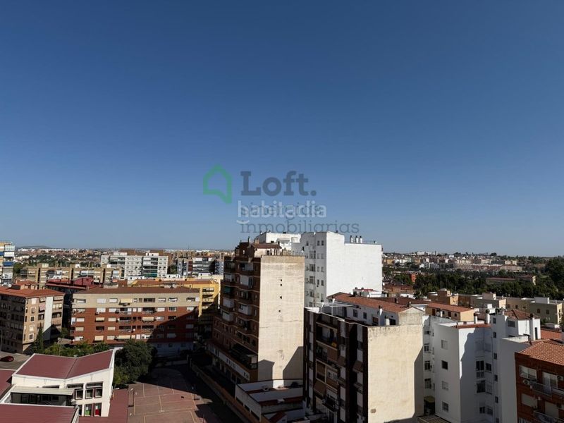 Foto 10a2b273-3869-454d-83dc-78f6a290e6f6. Pis amb calefacció aparcament a Santa Marina Badajoz