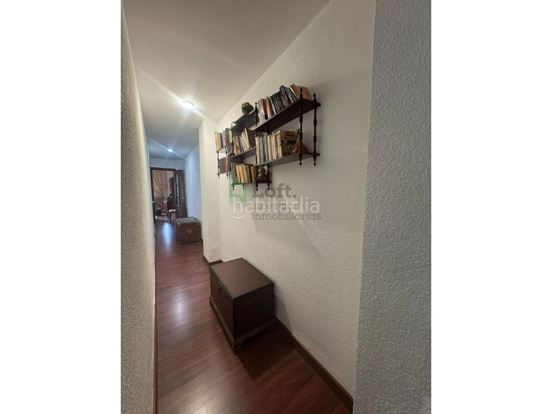 Foto b6d577ae-0a2c-4e54-ab9f-0278f2a25fdb. Piso oportunidad amplio piso en zona corte inglés en Badajoz