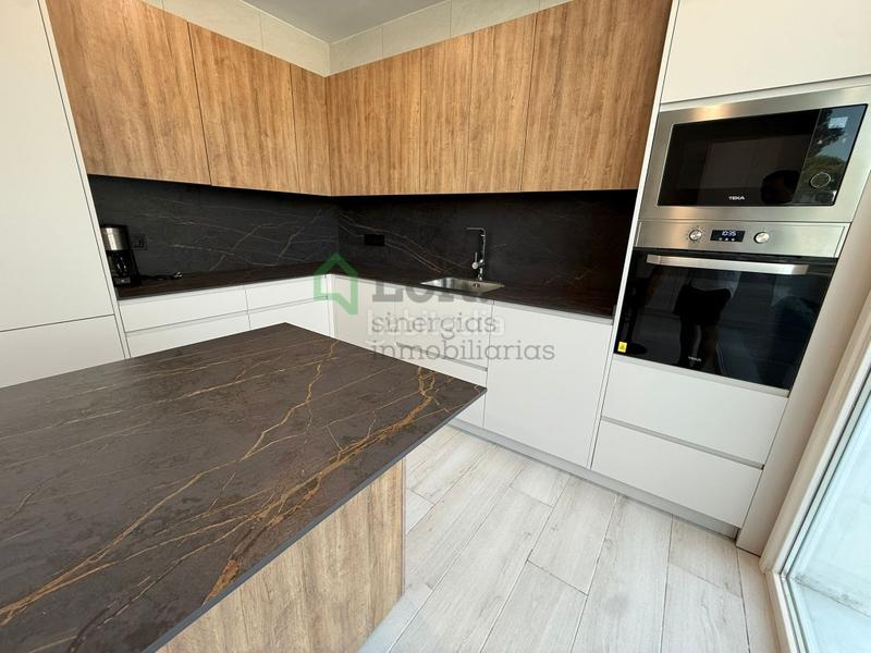 Foto 670500a6-2779-423d-ad9f-b8ac6ab593b7. Chalet avec piscine dans La Barrosa Chiclana de la Frontera