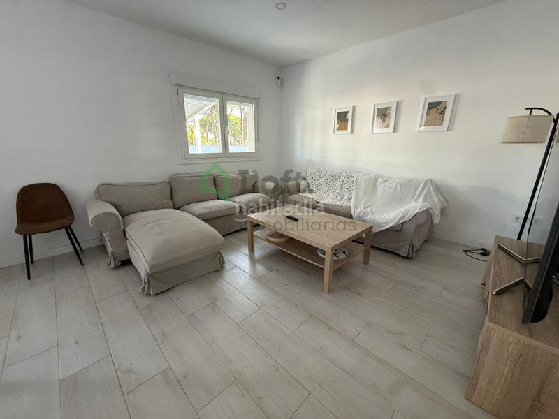 Foto 85784f67-f9eb-4c05-84eb-1aed97d9c036. Chalet avec piscine dans La Barrosa Chiclana de la Frontera