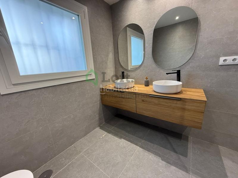 Foto b8dda503-d2d0-4032-ab02-9b3ad6ed0e1e. Chalet avec piscine dans La Barrosa Chiclana de la Frontera