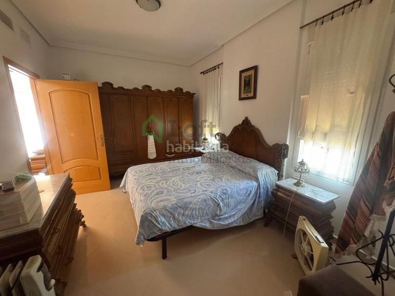 Foto 8b456e5c-bbef-4a31-91be-f15b6cf4c1b4. Chalet gran chalet en los montitos en Carretera de Sevilla - Los Montitos Badajoz