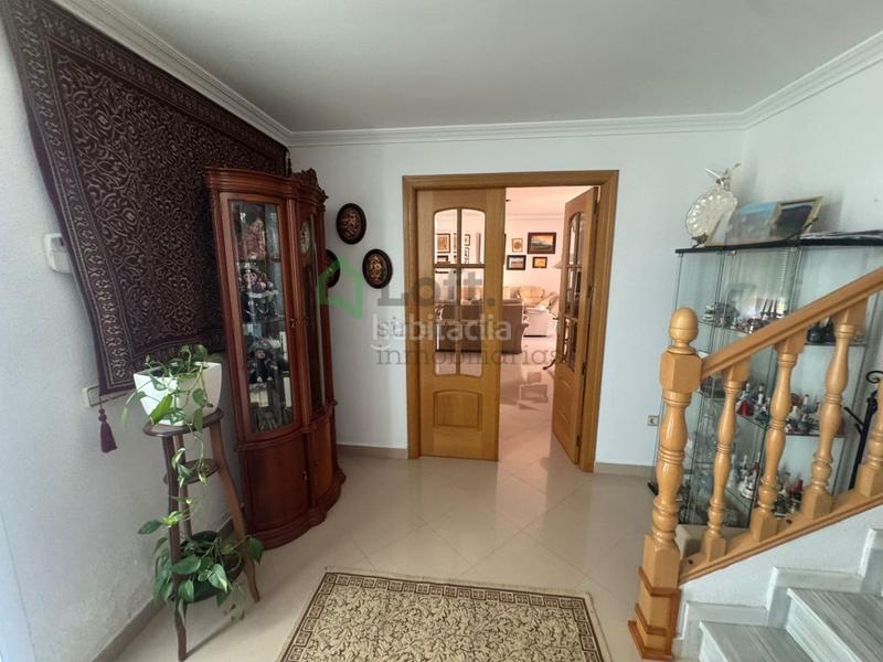 Foto c82c5f32-cb08-4fff-b943-a26f9be675a8. Chalet gran chalet en los montitos en Carretera de Sevilla - Los Montitos Badajoz